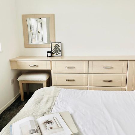 Home In Solihull - Near Nec, Bhx & Solihull Town Centre Birmingham Exteriör bild